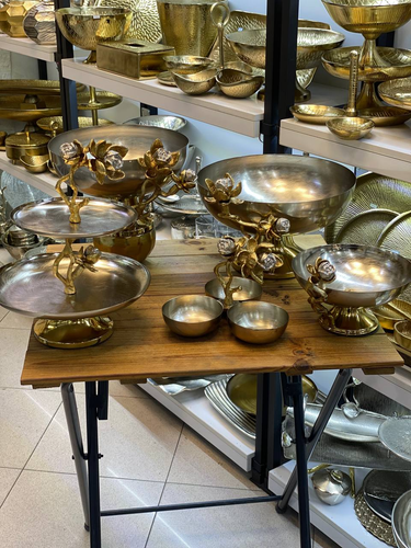 سرویس پذیرایی نیلوفر